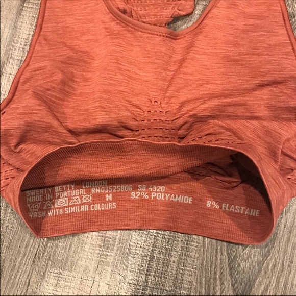 Sweaty Betty Stamina workout bra - Picture 7 of 7